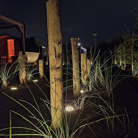 'Relax Lodge Sea' - Wellness Lodge In Zeeland - Private Sauna - Airco - Garden - Outdoor Swimming Pool - Free Wifi, Towels & Bed Linen Heinkenszand Exteriör bild