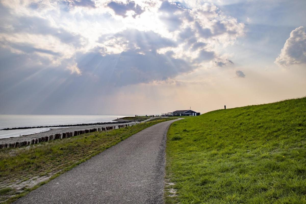 'Relax Lodge Sea' - Wellness Lodge In Zeeland - Private Sauna - Airco - Garden - Outdoor Swimming Pool - Free Wifi, Towels & Bed Linen Heinkenszand Exteriör bild