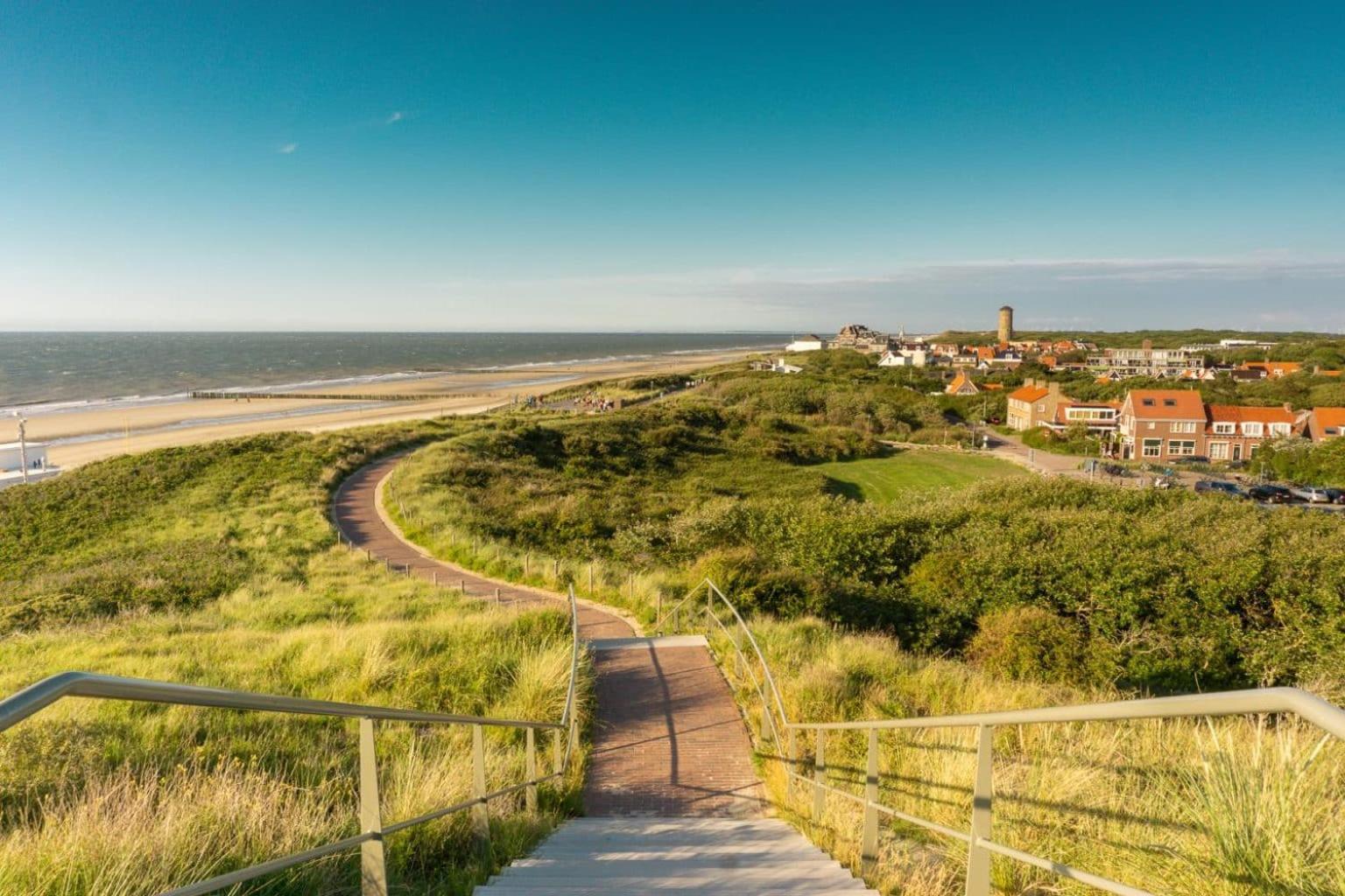 'Relax Lodge Sea' - Wellness Lodge In Zeeland - Private Sauna - Airco - Garden - Outdoor Swimming Pool - Free Wifi, Towels & Bed Linen Heinkenszand Exteriör bild