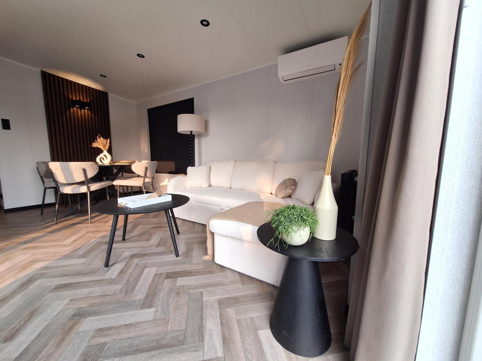 'Relax Lodge Sea' - Wellness Lodge In Zeeland - Private Sauna - Airco - Garden - Outdoor Swimming Pool - Free Wifi, Towels & Bed Linen Heinkenszand Exteriör bild